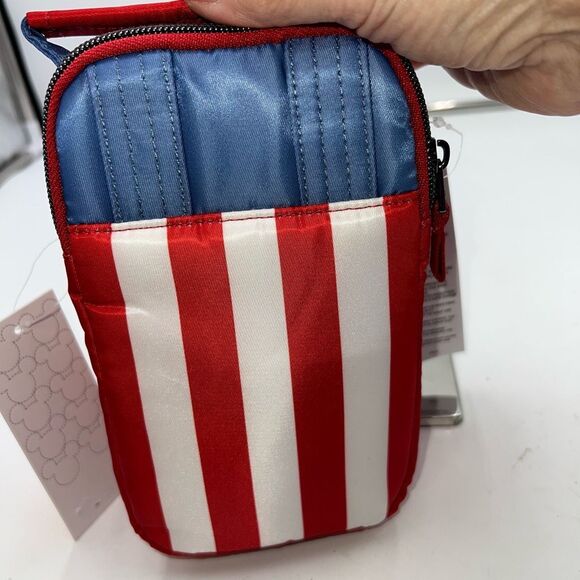 Disney X Lug Patriotic Mickey Convertible Crossbody/Belt Bag - Picture 4 of 11